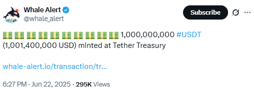 Публикация на Whale Alert относно емитираните токени.