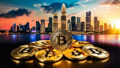 Биткойн и Сингапур.