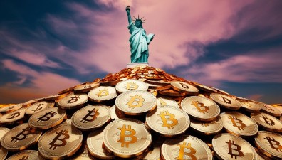 Биткойн и Статуята на Свободата.